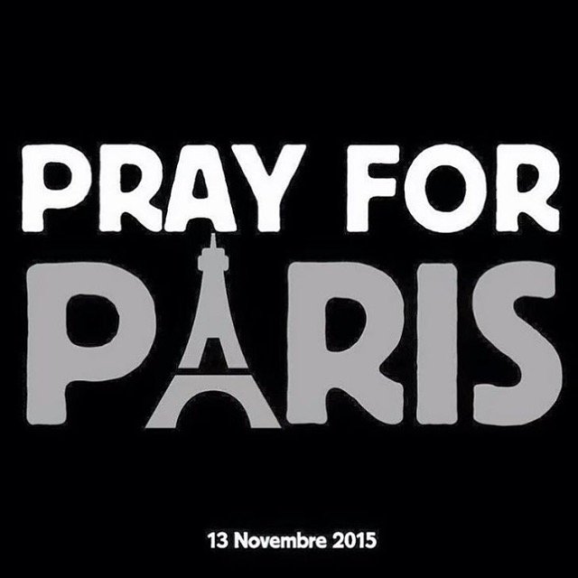 DJEkin's tweet photo. #PrayForParis https://t.co/ZkejOHDiuR https://t.co/PlULTAUg5s