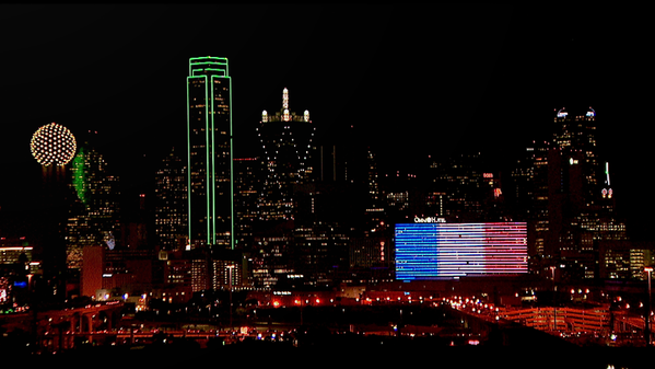 michaelh992's tweet photo. Picture from Dallas #ParisAttacks https://t.co/bXxhxJzPWu