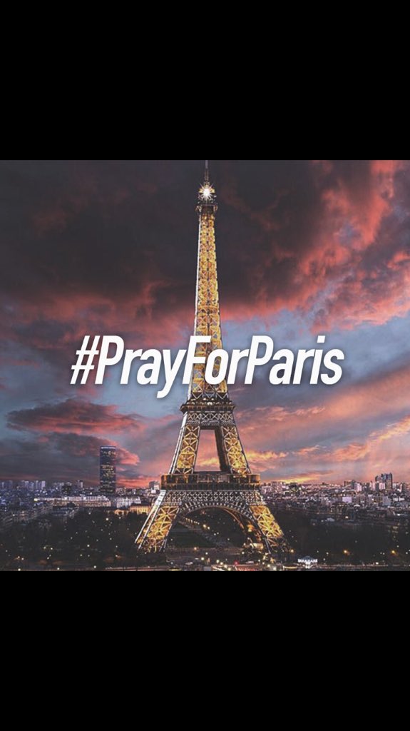 JSipson's tweet image. #Pray4Paris