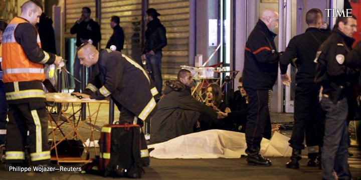 TIME's tweet photo. France seals borders as terror attacks in Paris kill dozens https://t.co/TcVXv6OEND https://t.co/JvlBFxgxvG