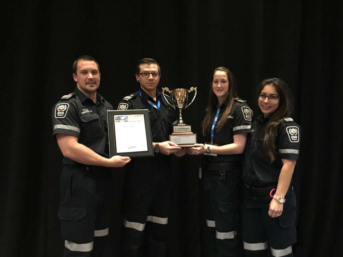 NiagaraEMS's tweet photo. Congratulations to @NiagaraEMS International Trauma Life Support Team-Taking 1st place in competition!! #itls2015 https://t.co/jrCzbNWpfO