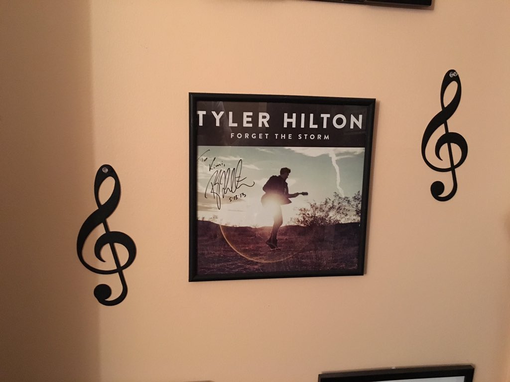 KeepCalmItsKimi's tweet photo. hey @TylerHilton look how LOVELY you look on my wall 🎼📀#ForgetTheStorm https://t.co/VvsrBhKevC