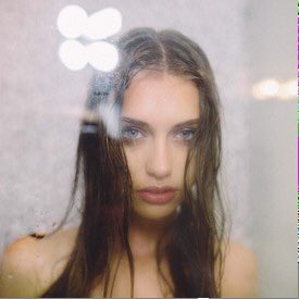 Amaliatty's tweet image. regină.