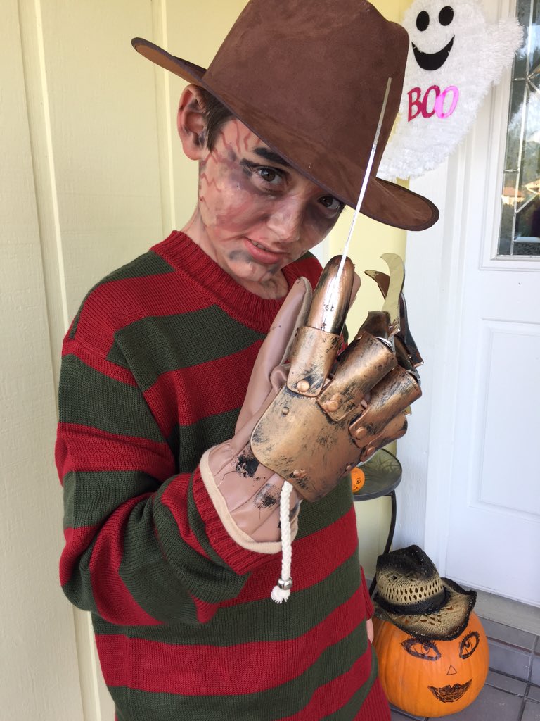 MyloCarbia's tweet photo. @SonOfYancel We celebrate Halloween w/ a dress-up movie marathon. This year was Nightmare on Elm St (all 8) @AaF_app https://t.co/RFC1qDP7z2