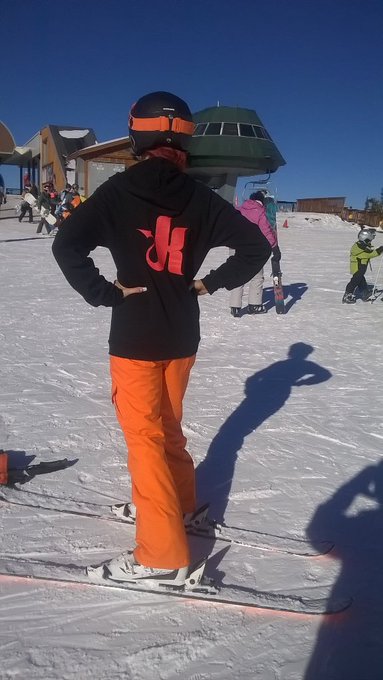 Representn hehehe https://t.co/rXjcZsoyWD<a href="/tag/mvsales"class="tags"><span>#mvsales</span></a>