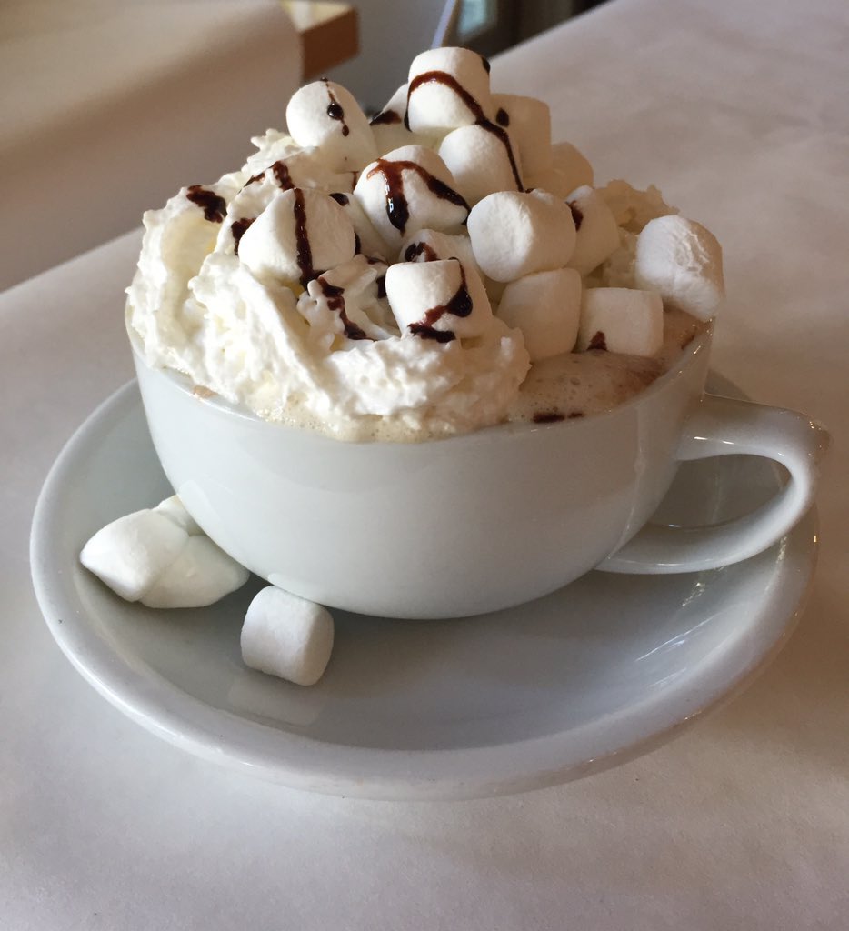 CoffeeRani's tweet photo. Covington location is getting ready for Three Rivers Art Festival. Check out these yummy drinks! https://t.co/uJAHF89Rpd