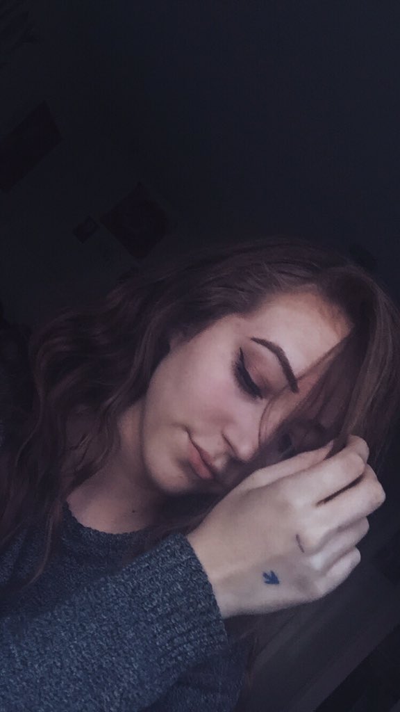 otheroakley's tweet photo. i need to stop second-guessing myself when it comes to you 💒✖️ https://t.co/D0bbZGpM42