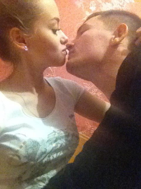 iren_ray's tweet photo. Тот, кто делает меня счастливой👫💞💏❤️😍 https://t.co/foYfNO3LDN