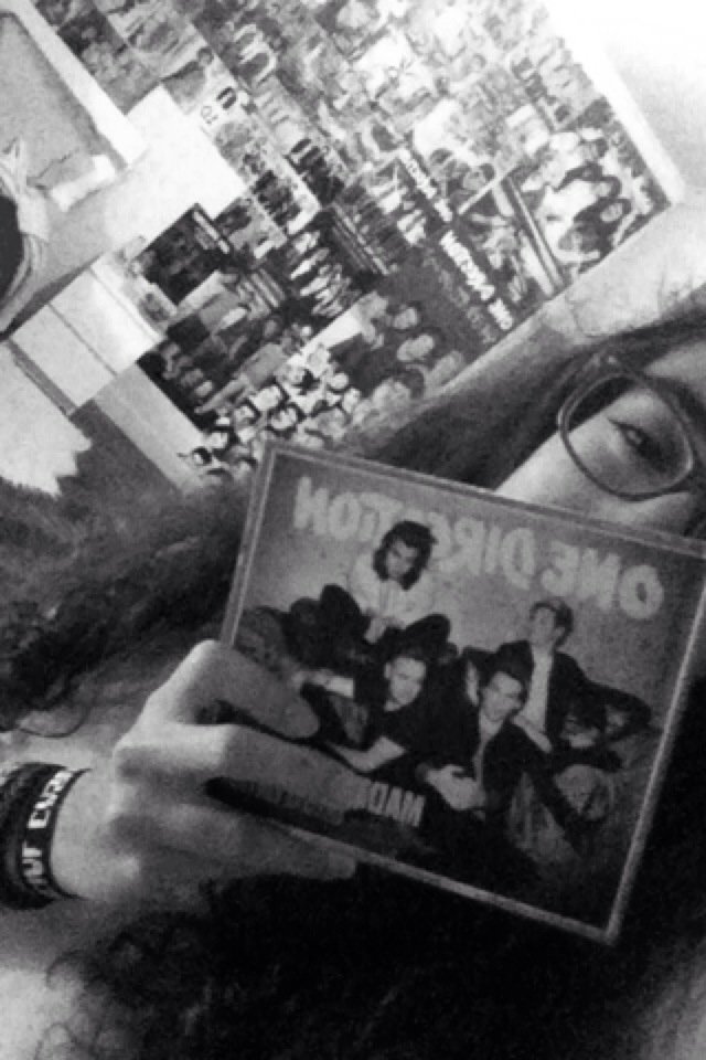matildelpereira's tweet photo. SO EXCITED TO HEAR IT #MadeInTheAM #MITAMSelfieParty https://t.co/CBxQgGtkZk