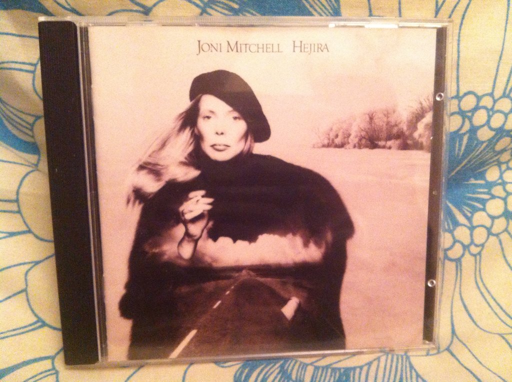 NicwithoutaK83's tweet image. Early beddy byes with one of the greatest albums ever recorded #Joni #hejira