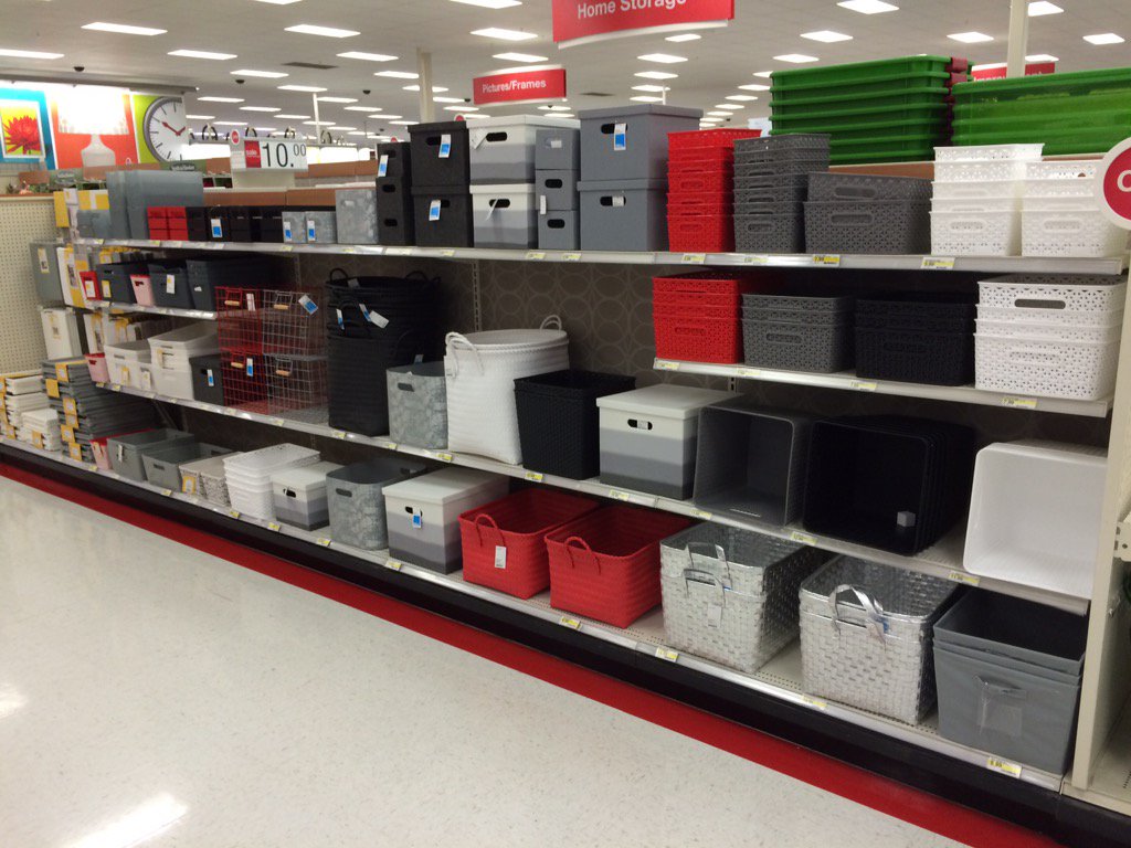 Proud of this mighty team at T1069!#Fill the floor,zone the store,take care of the guest! @domcolosimo