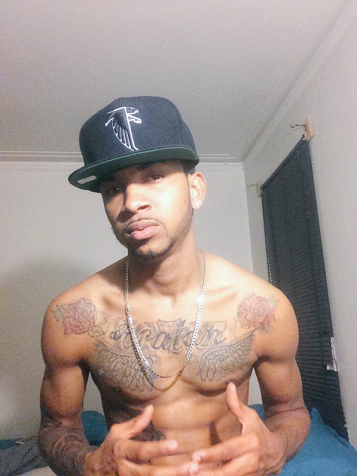 flako (@borniechriss) on Twitter photo 