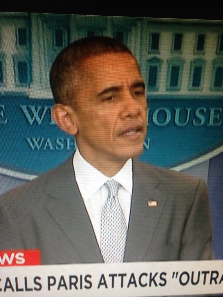 FCarbonne's tweet image. Obama: ce n&apos;est pas seulement une attaque contre Paris, c&apos;est une attaque contre l&apos;humanité.