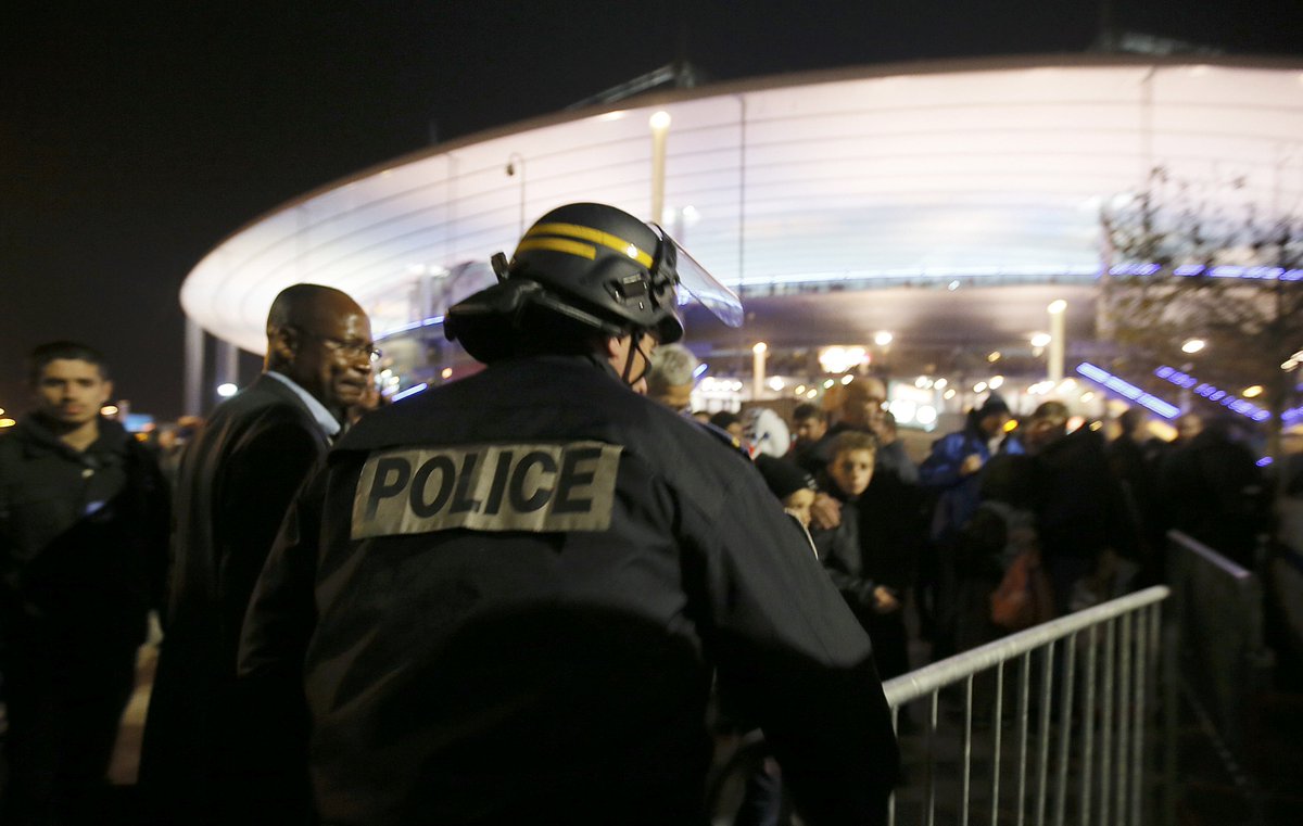 Kroker's tweet photo. RT @Reuters BREAKING: Hollande decides state of emergency for all of France, borders closed. https://t.co/eoEPoVTJGI https://t.co/Ps7F9b84Ko