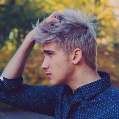 bombaflayout's tweet image. Joey Graceffa