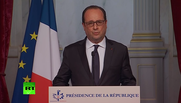 ComplexPop's tweet photo. French President Hollande declares state of emergency and closes country's borders. https://t.co/6Cl3Av85xS https://t.co/3hditPiKLM