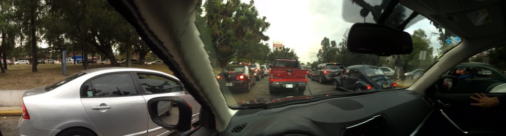 MBucaT's tweet image. Una locura el tráfico