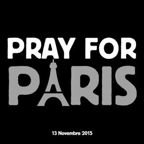 Alucinando con lo que está ocurriendo.
Todo mi apoyo a toda la gente de París. #JeSuisParis  #PrayForParis