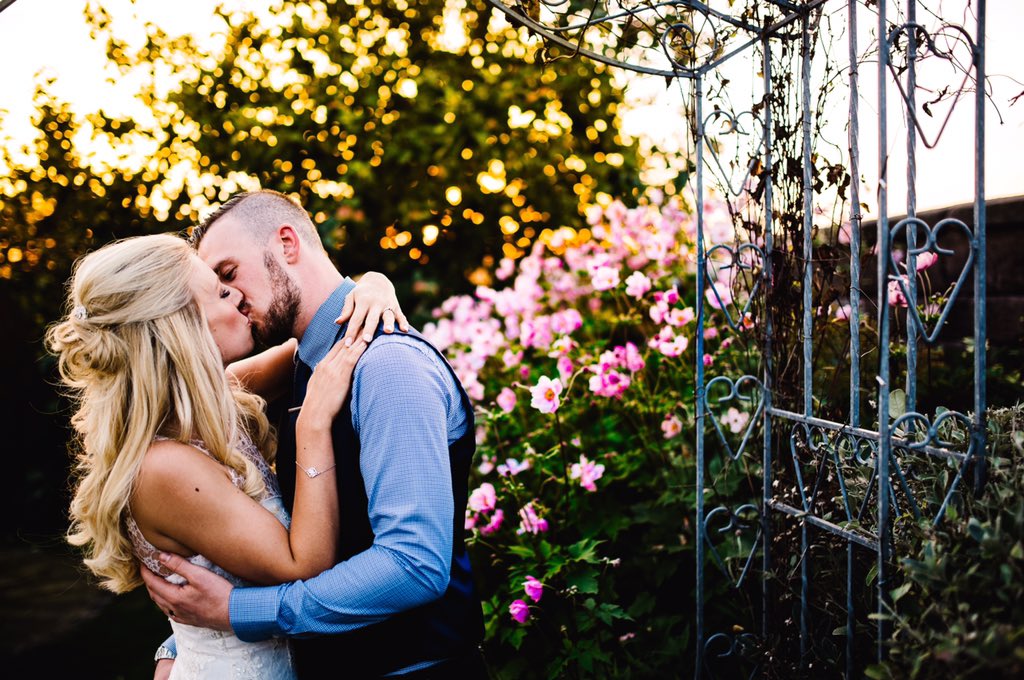 @WillShootForRum <a href="/BWPweddings/">Steve Bridgwood</a> #wedding stevebridgwoodphotography.co.uk/blog/2015/11/h…