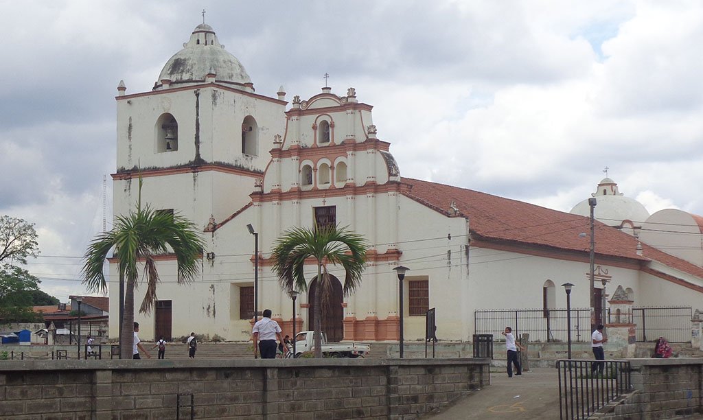 Obreros hallan antigua osamenta indígena en el atrio de una iglesia de Sutiaba, en León | El Nuevo Diario | Scoopnest Obreros hallan antigua osamenta indígena en el atrio de una iglesia de Sutiaba, en León | El Nuevo Diario | Scoopnest