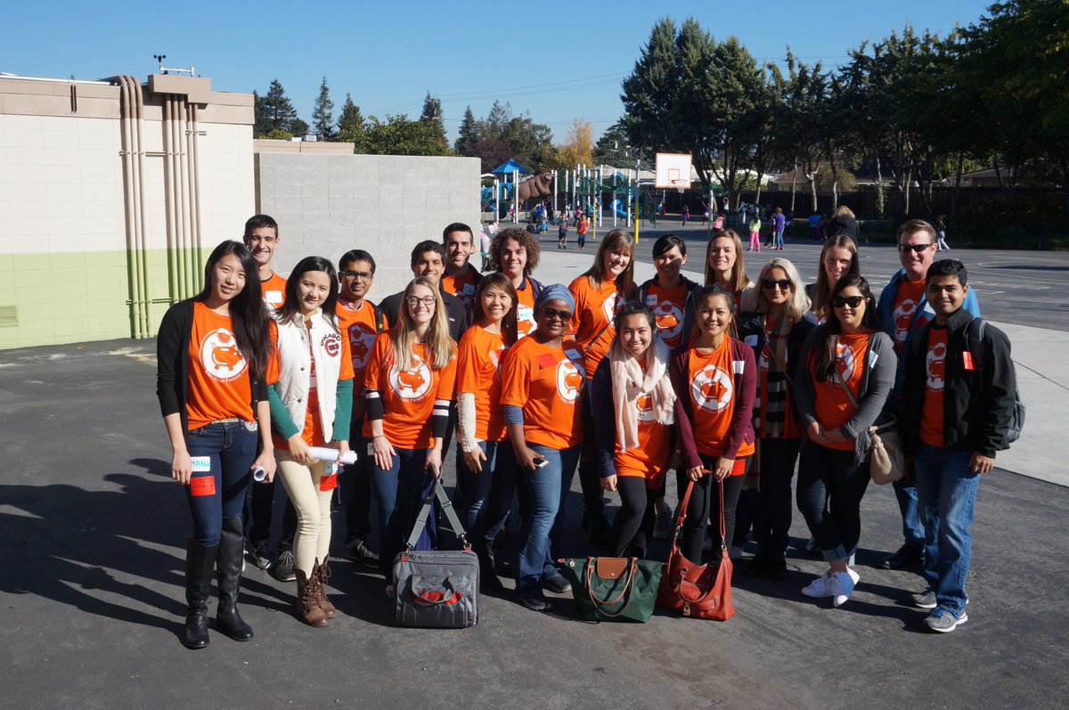 scherbsj's tweet photo. PwC San Jose: 11 schools, 75 classrooms, 2,300 students, and 300 volunteers. #pwc #finlit #sjpwceyf #pwcllp #teampwc https://t.co/zTAHlrOF7w