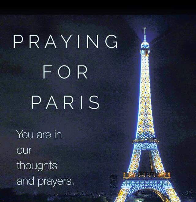 Chopper93_'s tweet photo. #PrayForParis https://t.co/zTFF6xDlH1