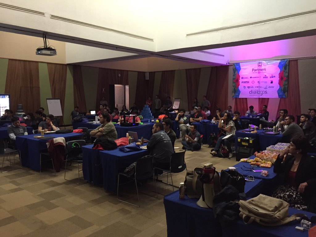 HacktheWorldMX's tweet photo. Inauguración de #iohack https://t.co/qozFkPBF04