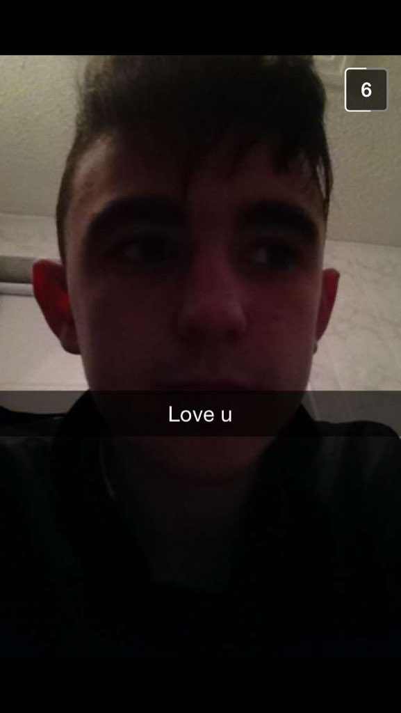 alexbutler321's tweet photo. Happy birthdya eyebrows๐๐ป๐๐ปhave a shit day xx๐๐ #shitbaz #shiteyebrows๐ @MaxMaxiwhite https://t.co/DpyTq5j3SR