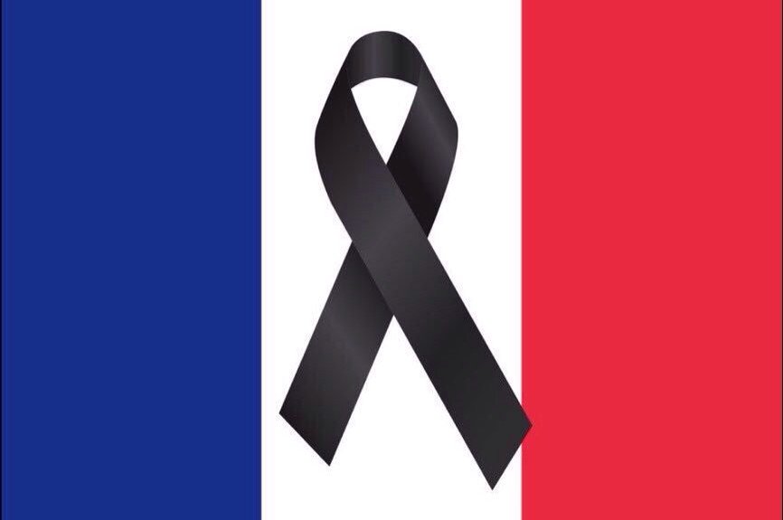 #PrayForParis #TousUnis #NousSommesTousParisiens