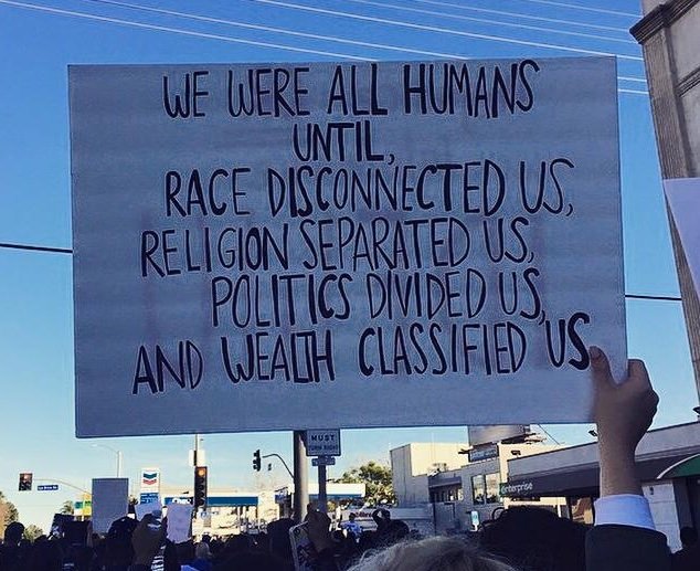 BoredBugcom's tweet image. Our thoughts and prayers are with the people of Paris 🙏 #peace #PrayForParis