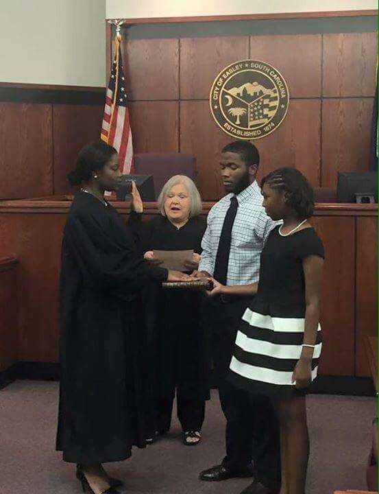 WCP_PR's tweet image. 25-year-old Black woman becomes the youngest judge in the history of Easley, South Carolina. #JudgeTwitty