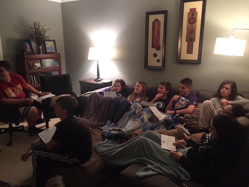 dollymills8's tweet photo. High School Crew at D-Now Weekend #ariseyouthministry #DNow2015 #embrace https://t.co/2Q4rTJOjBJ