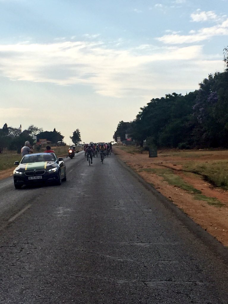 Voxwomen's tweet image. Rolling road closures for #CCTwitter. Amazing turnout- three times the size of last year! @momentum947