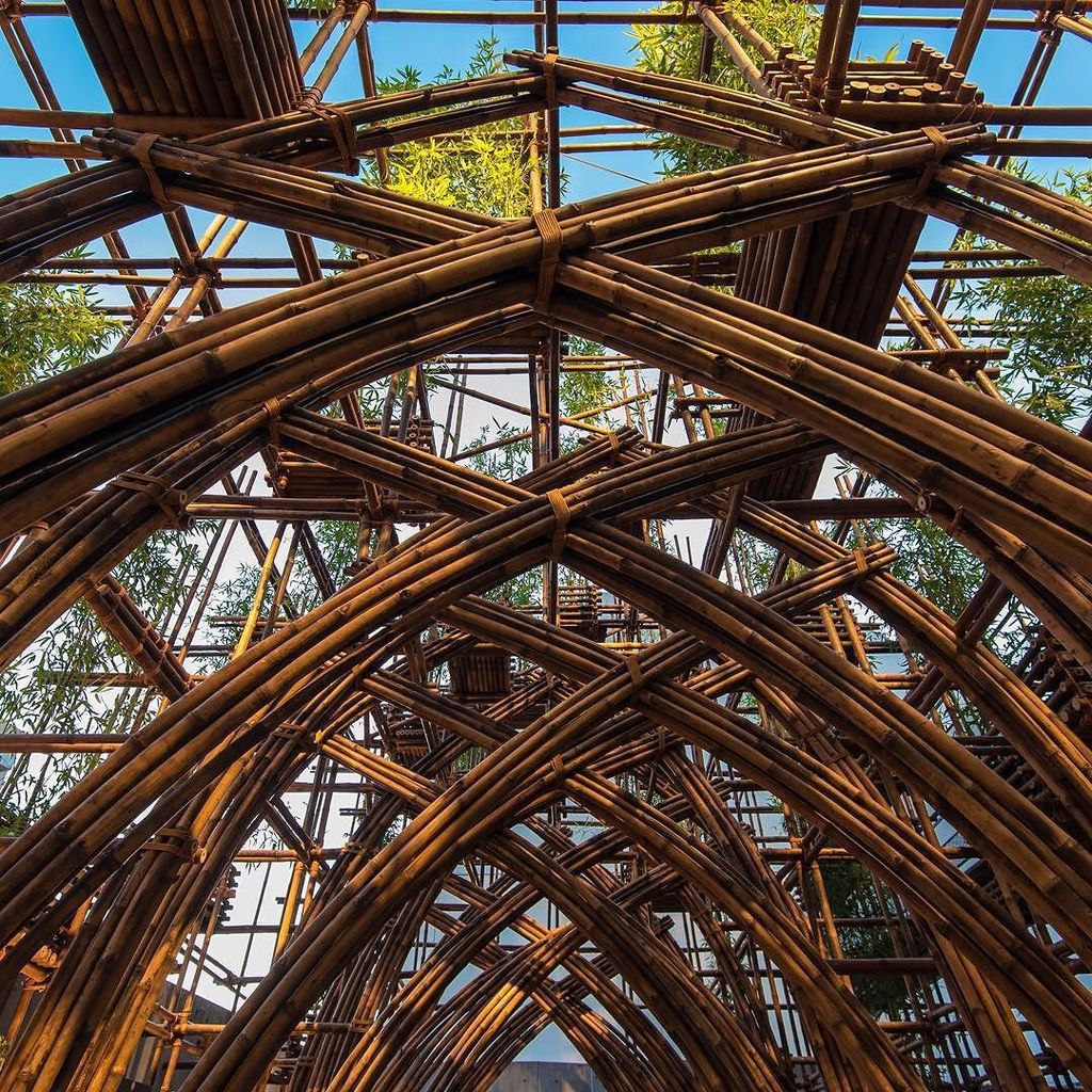 fllwy's tweet photo. ギャラ間の「アジアの日常から」展より、Vo Trong Nghiaの竹構造。めちゃかっこいい!
#architecture #structure #bamboo #votrongnghia #galleryma #tokyo #a… https://t.co/cIg8IoUvgH