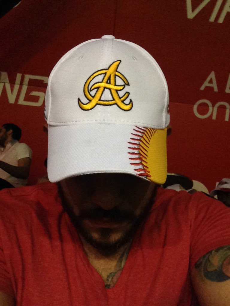 CuChurd's tweet photo. Empezo la temporada #VIPClaro https://t.co/rXRLVAeE2D