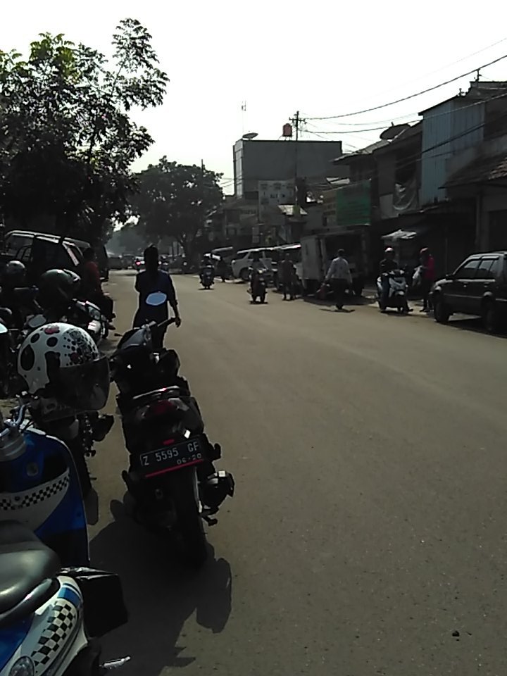 d3n1loveu's tweet photo. @infobdg @infobandung @PRFMnews Jl.Pagarsih pagi ini 8:22Wib ramai lancar cerah https://t.co/6zQTbyVhJZ