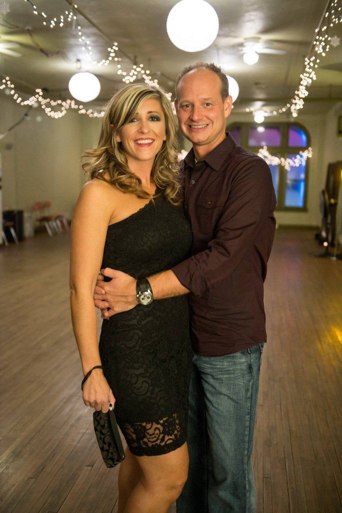 Unileventv's tweet photo. A&E ESTRENA LA CONTROVERSIAL SERIE SOBRE SWINGERS #Vecinosconbeneficios
#VCB
#Swingers
#Sexo
#CodigoSwinger https://t.co/IjVm20nzcQ