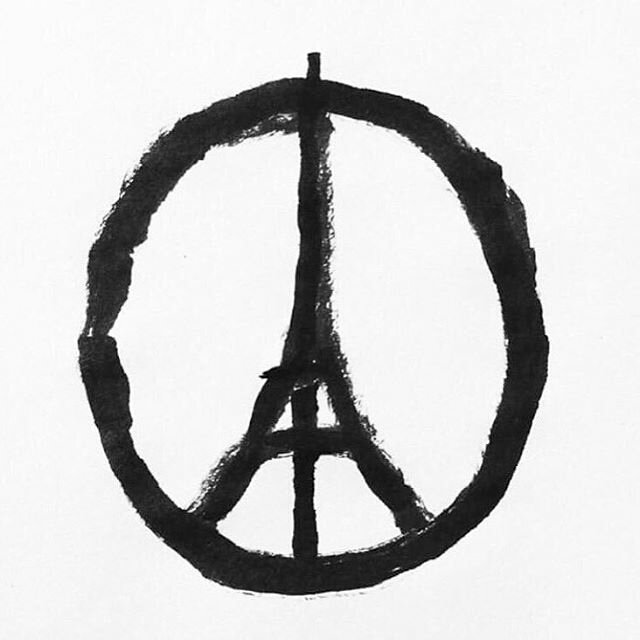 _TheGraff_'s tweet photo. #PrayForParis https://t.co/B63oQpgrrn
