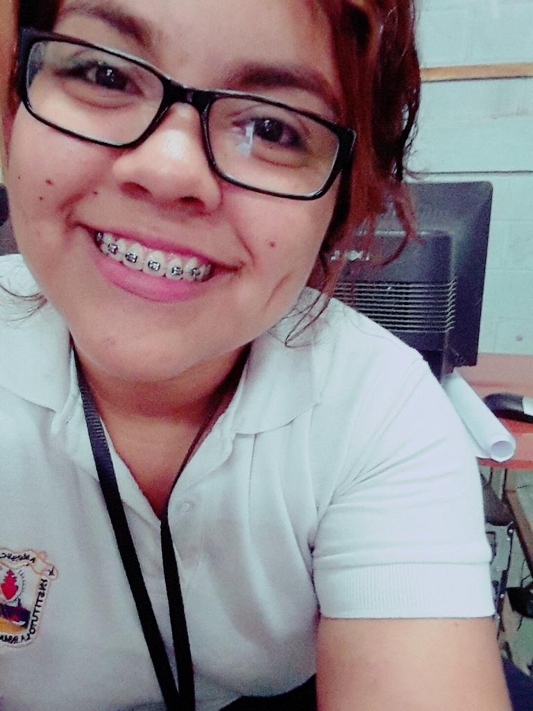 cynthiaherrer4's tweet photo. #ExpoTec2015
#SomosMásQueUnaTécnica:') https://t.co/uZXCI8Yw2h