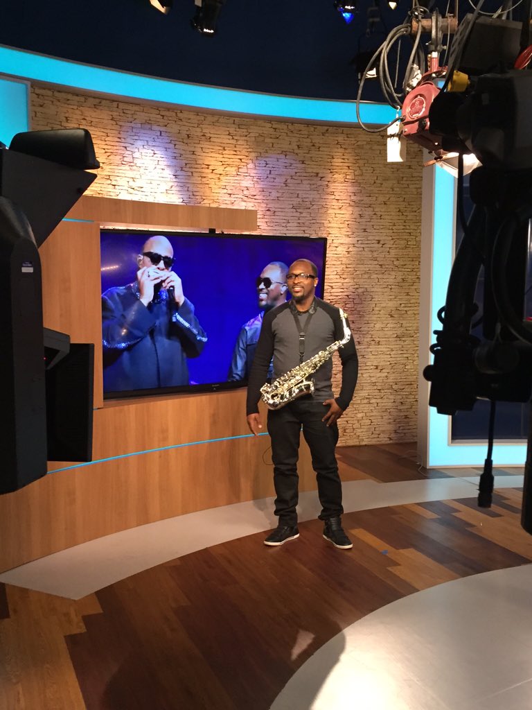 TeeTaylorMade's tweet photo. Sometimes I pop up on my clients! @Ryankilgore1 @WBTV_News @BrigidaMack #StevieWonder #songsinkeyoflife https://t.co/LS16GQ00YZ