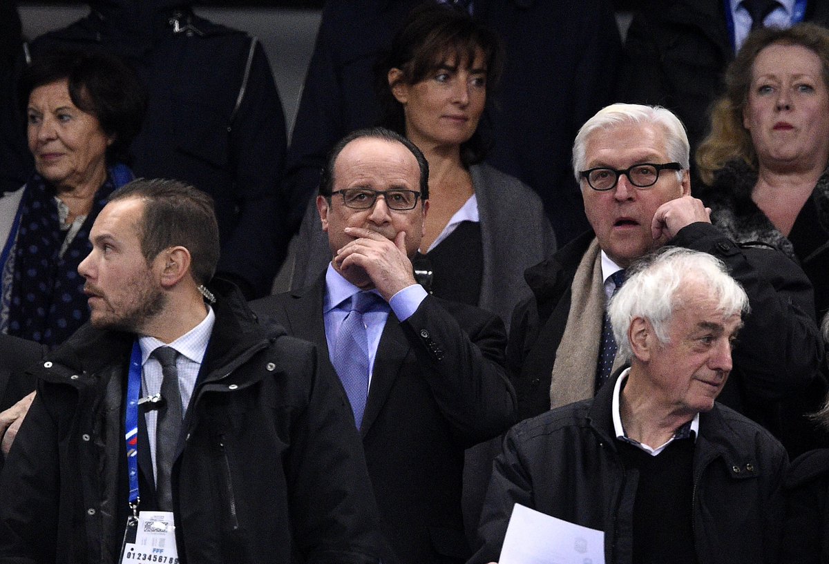 Alexsulzer's tweet photo. Le témoignage de Huchon: à cet instant, Hollande "apprend que le cauchemar recommence"
https://t.co/oZshlr7qZe https://t.co/AOxBcnr9rC