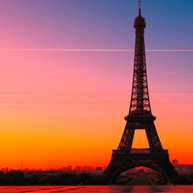 TDARedWood's tweet photo. #prayforparis // God, take control https://t.co/Gm61lpBJPz