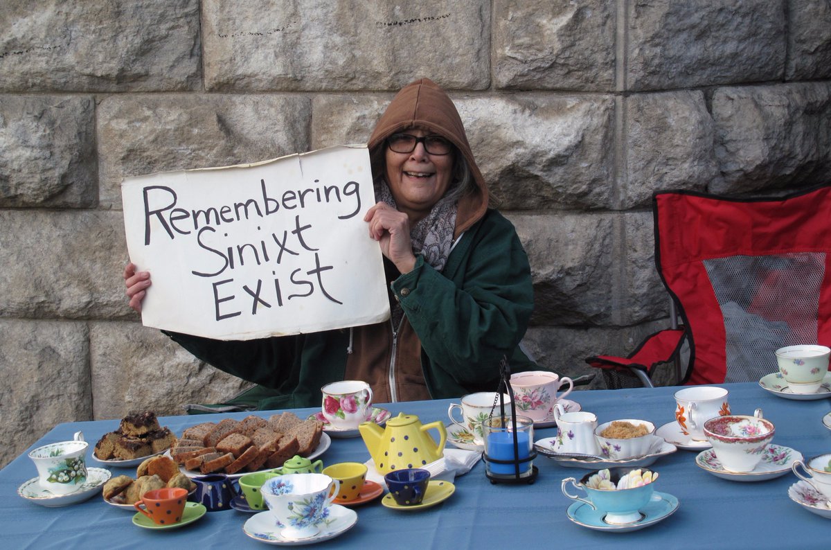 SinixtRadio's tweet photo. #remembersinxtexist https://t.co/JYCOOOQyAg