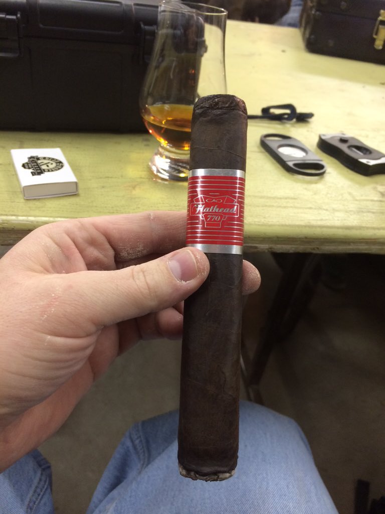 Mike_W_Simpson's tweet photo. cigar of the night @caocigars #Flathead770 @Mack280 @shaunerickson5 @ARRESTAGEMAN @HN_JAD https://t.co/GHgi1D7qp4