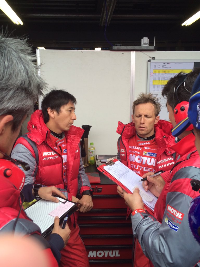 MiGroup_sport's tweet image. Debrief time with @R_Quintarelli @TsugioMatsuda @NISMO #superGT #totalperformance