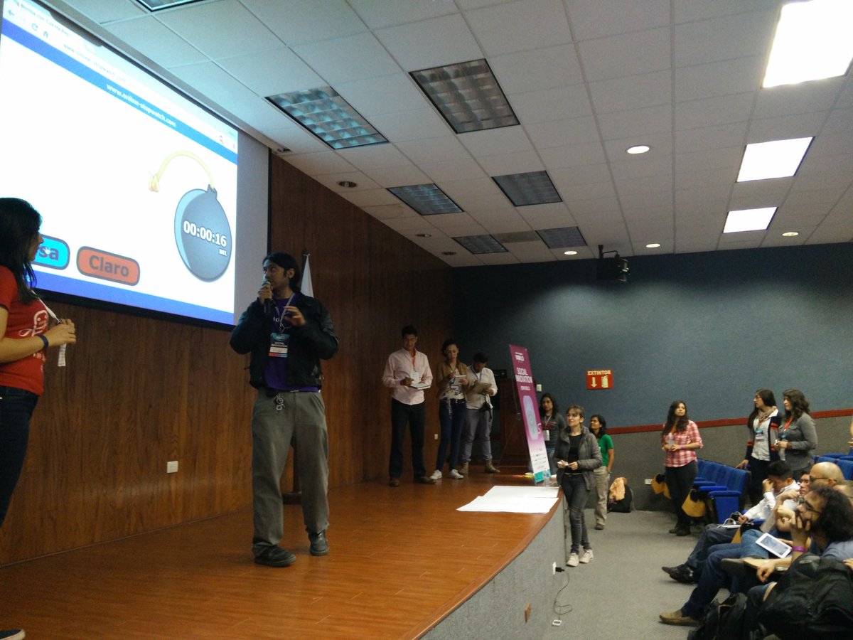 caoscalderon's tweet photo. La fila no acaba @AuroraGlobalMX @Startup_Cycle @changemakersgda @SocialvalleyMX @SWGuadalajara #SWWorld #SocInn https://t.co/EfubN7U9JJ