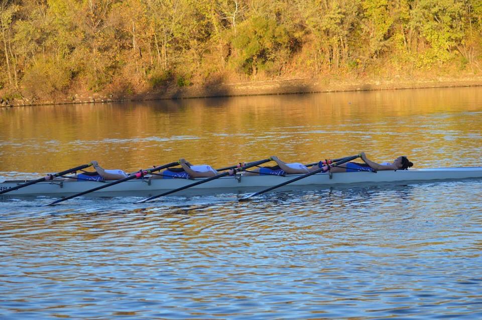 ratchet_rower's tweet photo. when you're just done with rowing https://t.co/w9gjLd5Tk7