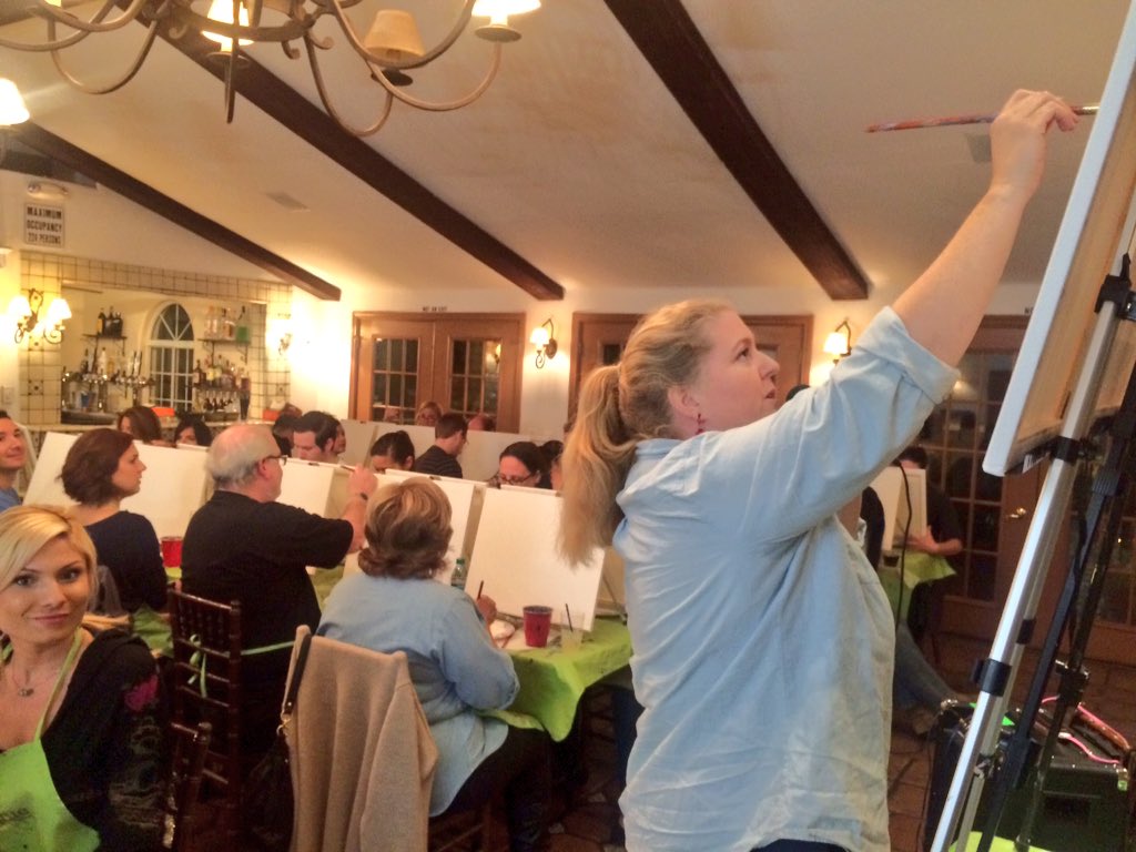 PaintNiteLA's tweet photo. We're celebrating #Friday by #DrinkingCreatively at @rancholaslomas #TGIF #PaintNiteOC #RanchoLasLomas https://t.co/SLrn11Ogi2