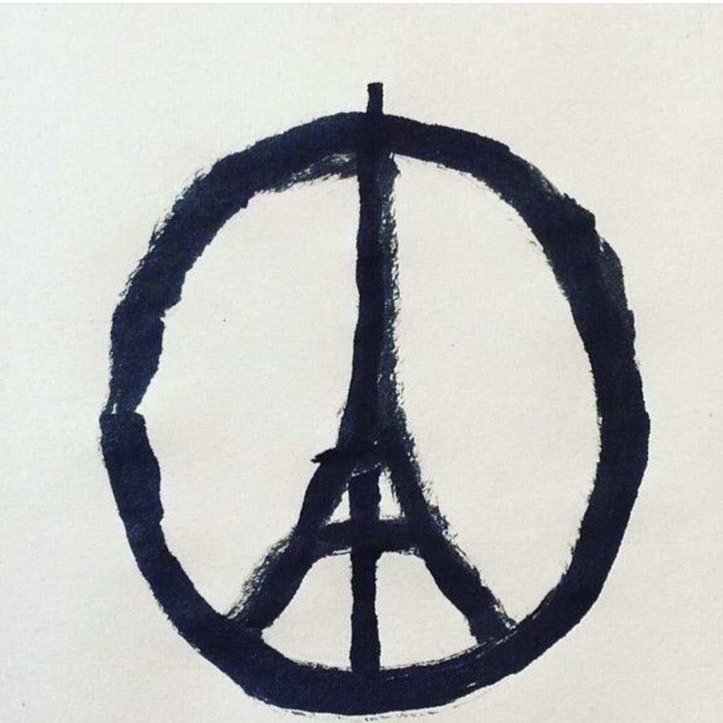 RecruitersNFL's tweet photo. #Paris #ParisAttacks #Prayers4Paris #prayforparis https://t.co/KBTPjL0syP