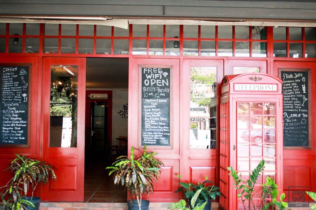 Belum punya rencana mau malam Mingguan kemana?

Kesinih aja.
Seru-seruannya kerasa banget! Ngumpul sama temen-temen